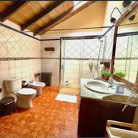 Paraiso. Heated Pool Lantställe