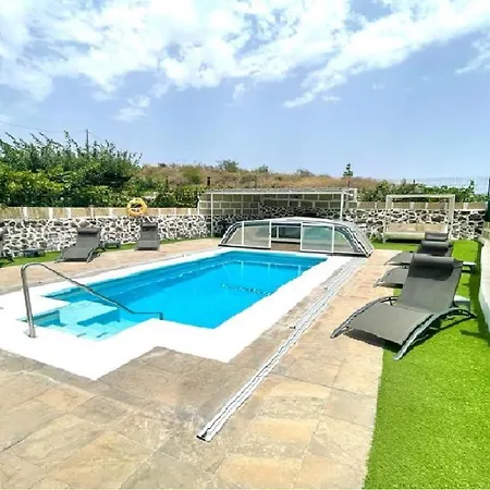 Paraiso. Heated Pool منزل ريفي *